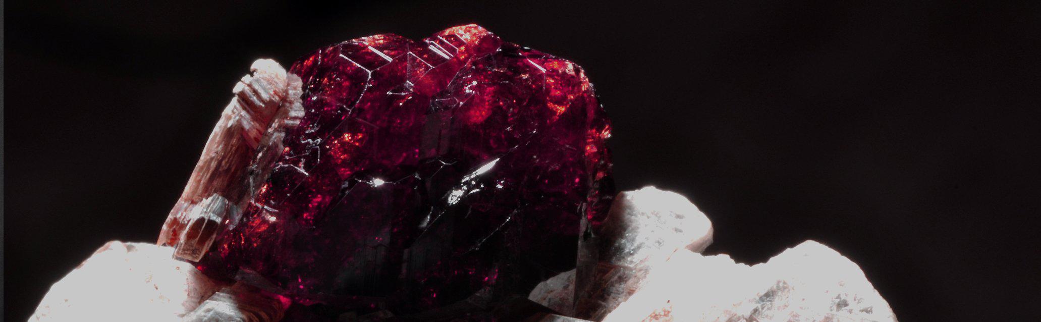 Red Garnet Gemstone