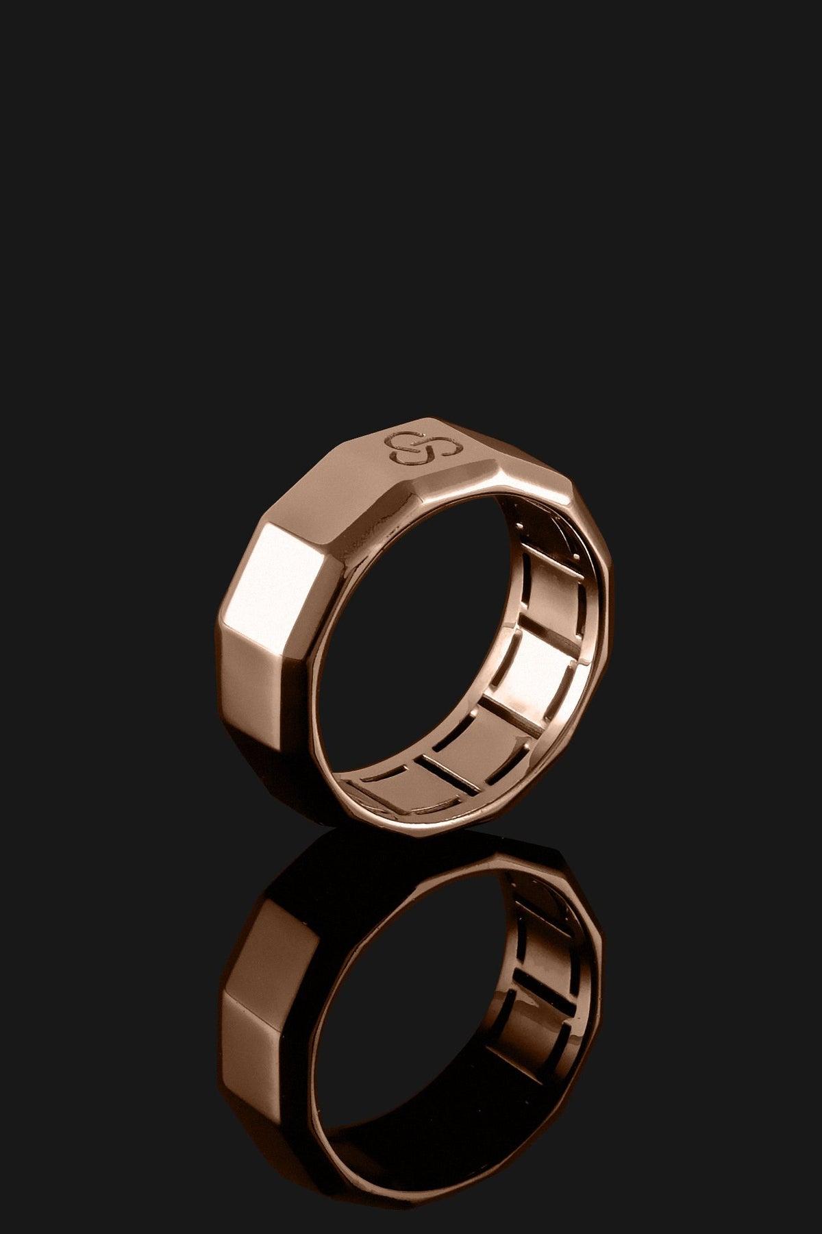 Solid Rose Gold Ring - Essential