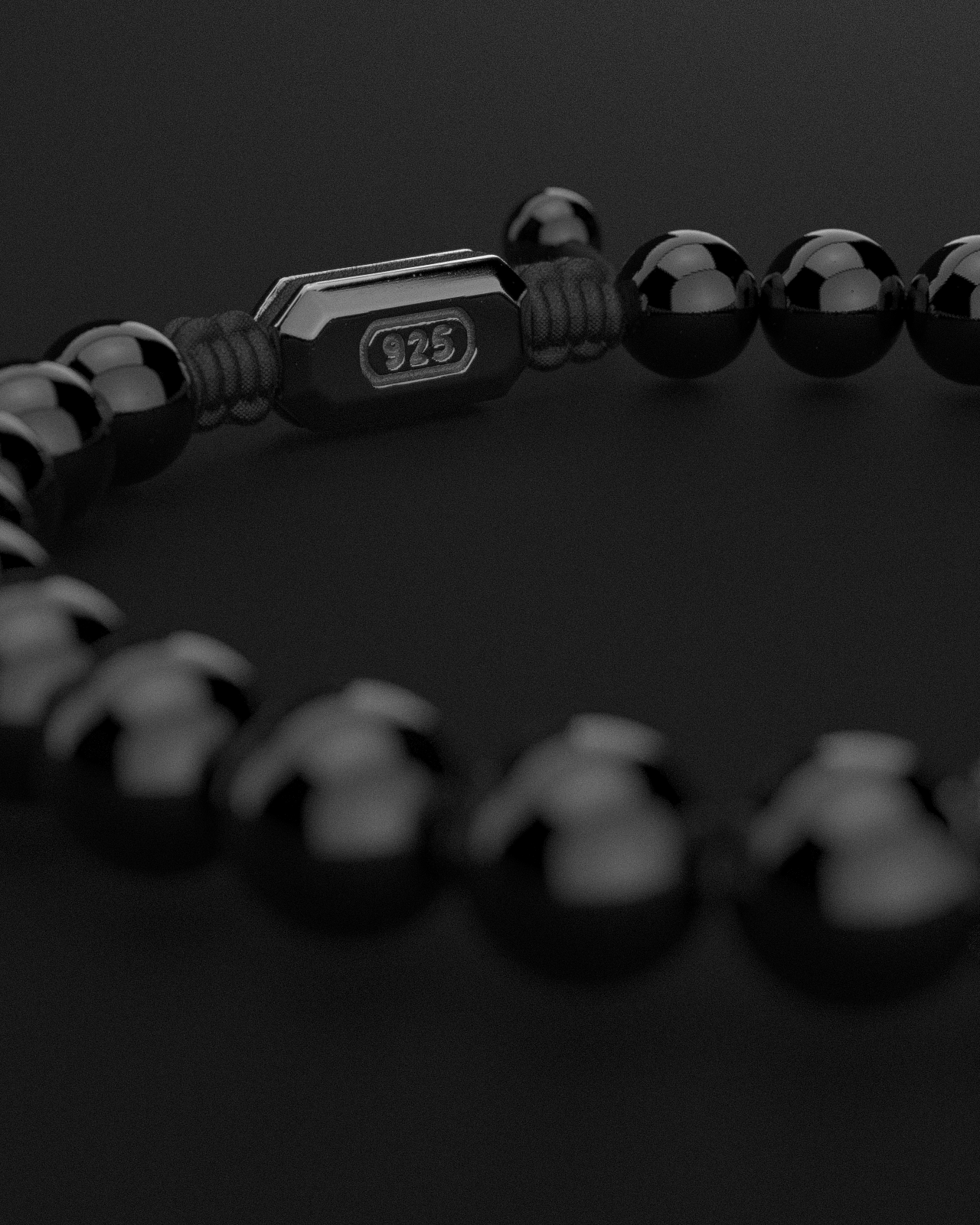 Bracelet Onyx 8mm | Géométrie