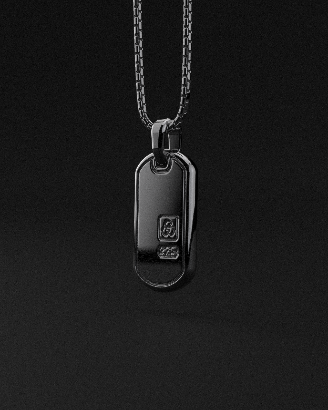 Royale Pendant