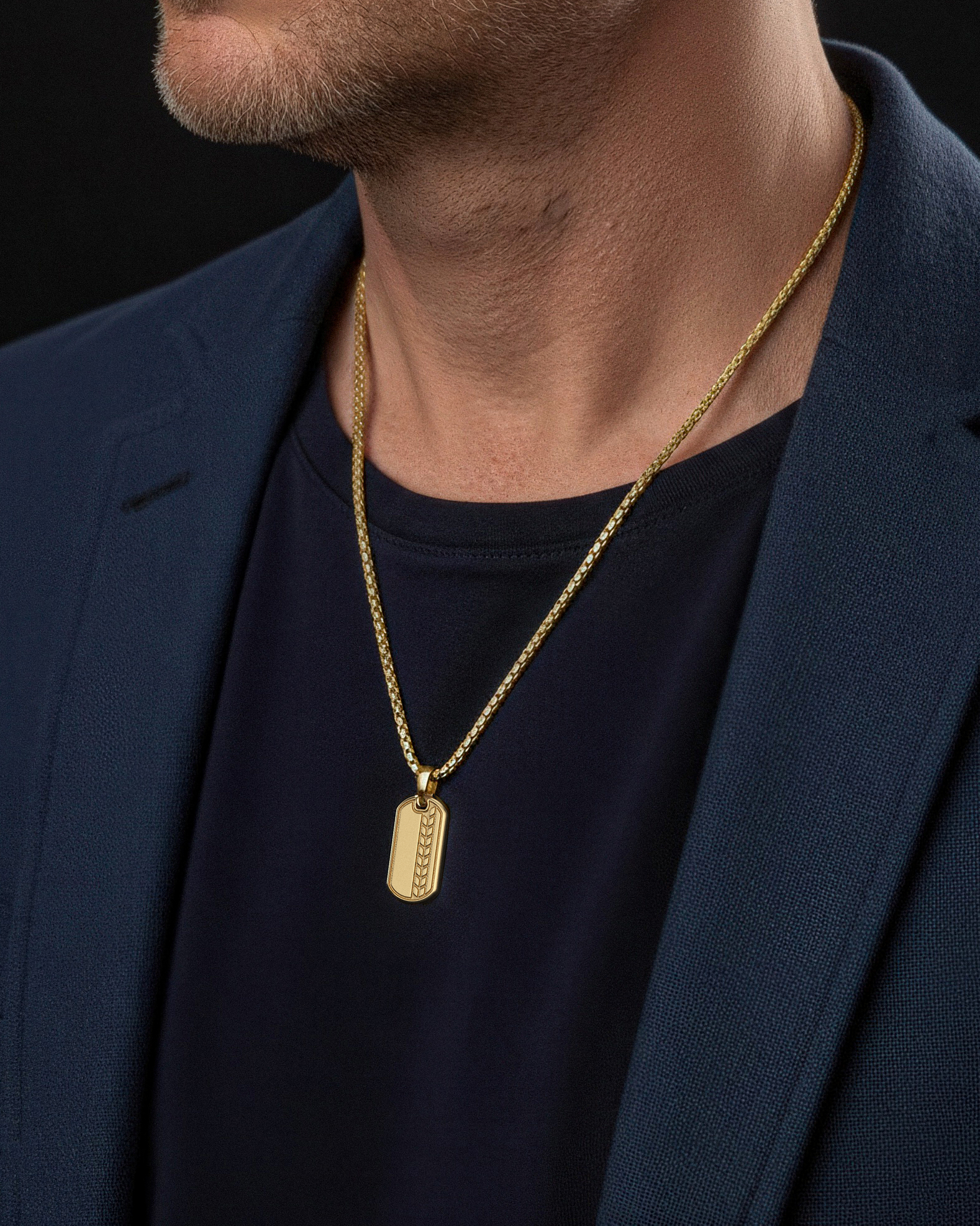 Royale Pendant + Round Box Chain