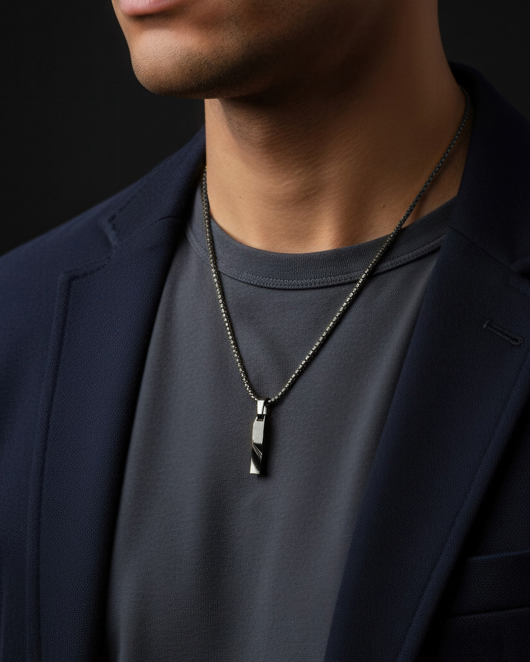 Waves Pendant + Round Box Chain