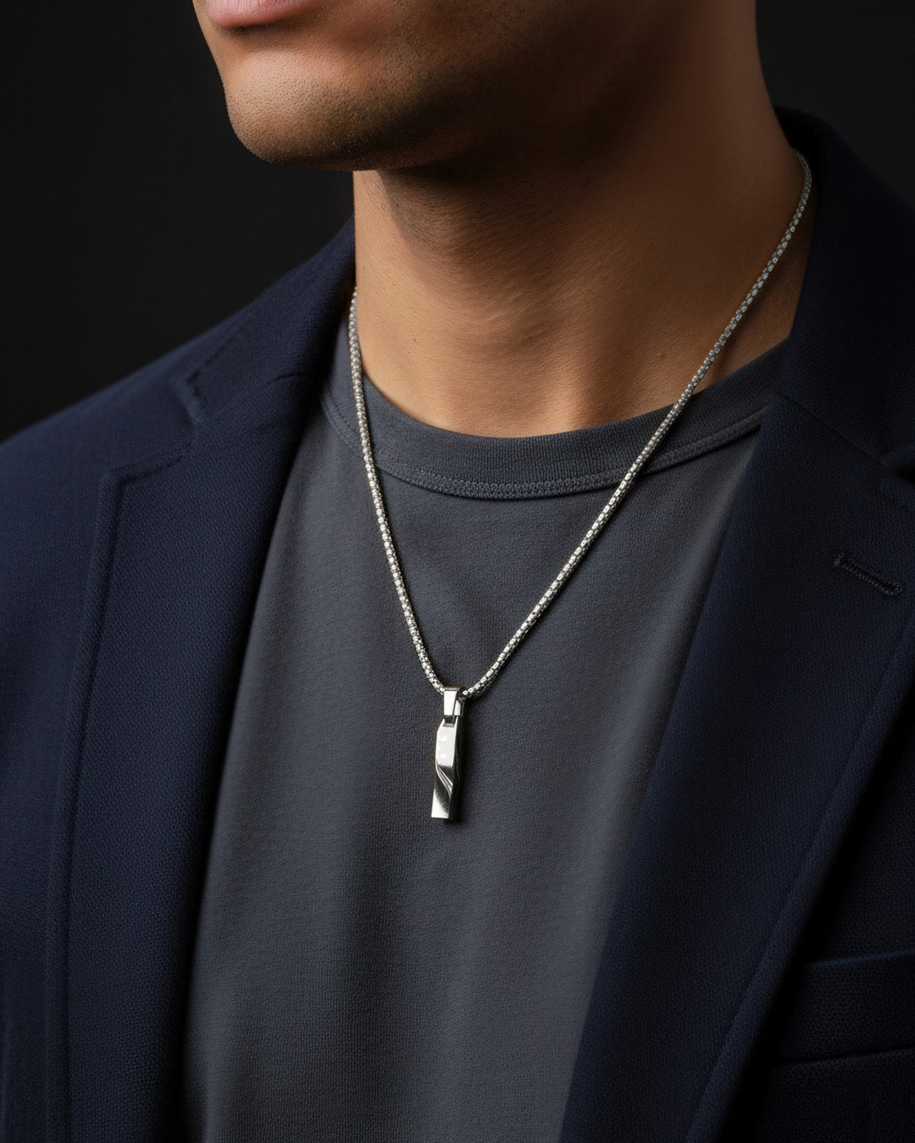 Waves Pendant + Round Box Chain