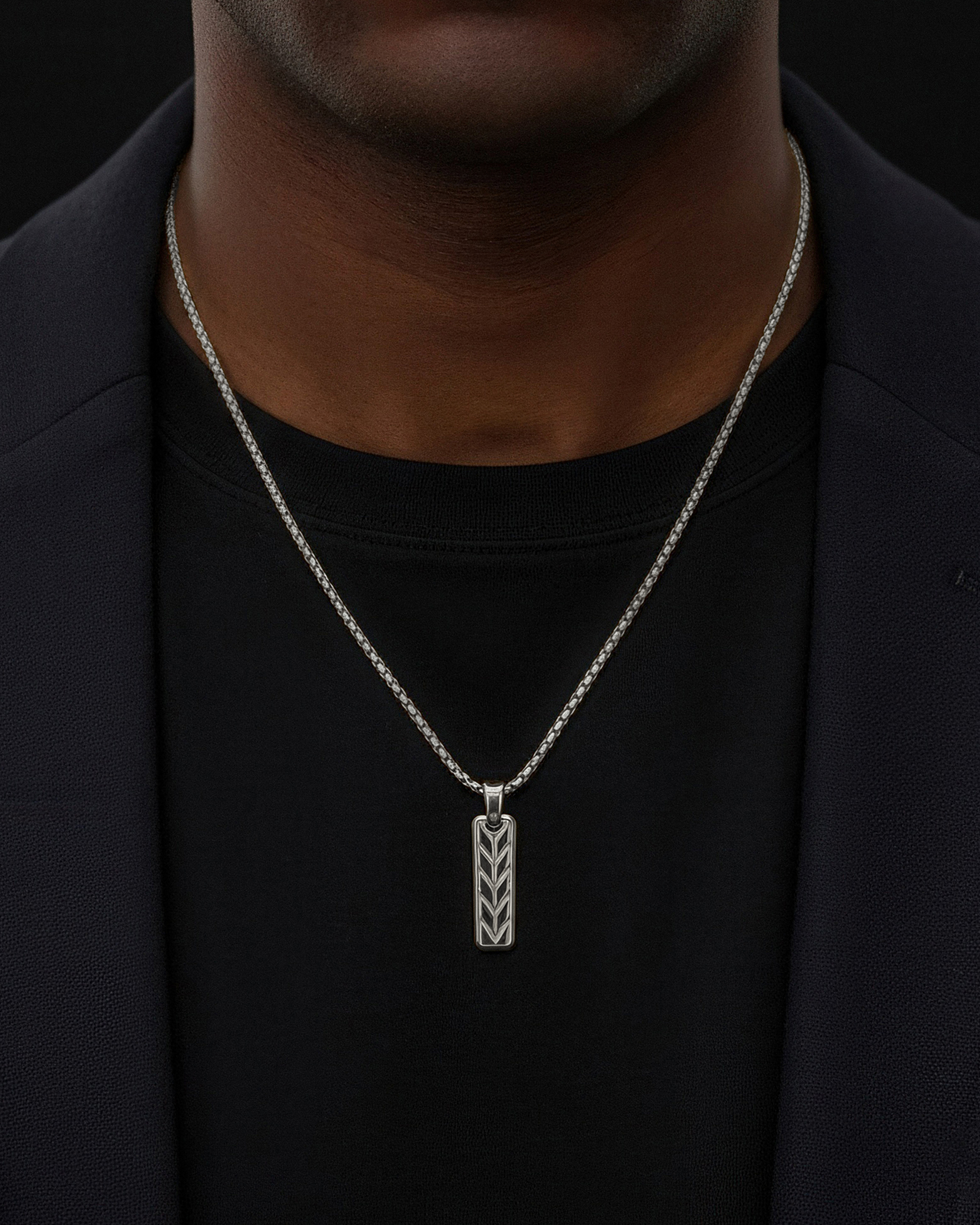 Pendentif tissé