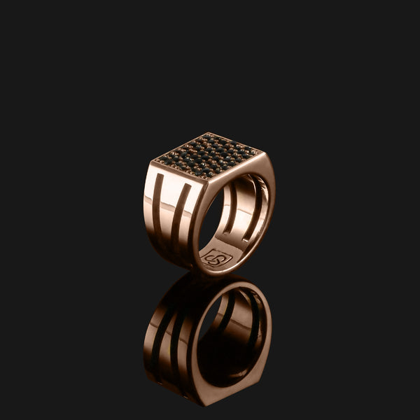 Bezel Rose Solid Gold Ring
